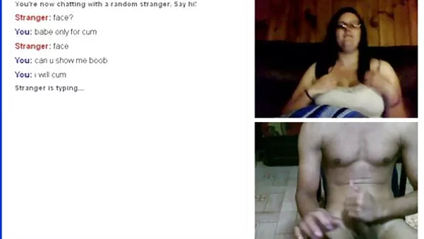 Лікар порно сестри і брата виебал пацієнтку на кушетці у кабінеті.