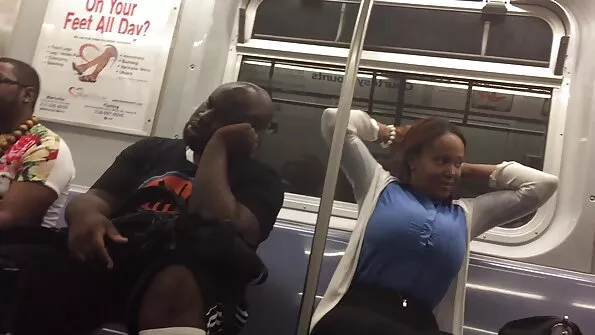 Розкішні seks sestre дамочки позбавляють пезди від похоті.