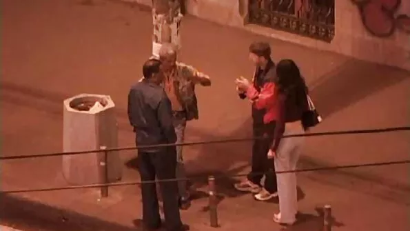 Спортивний sestra porno сластолюбець трахкає пружне очко.