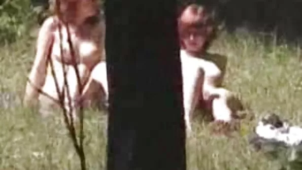 Вирішила відсмоктати статевий орган чоловіка в порно брат і сестра окулярах.