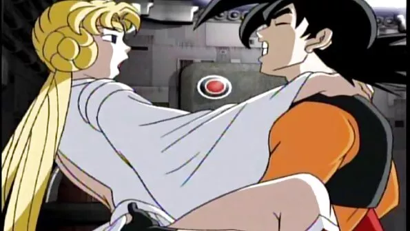 Сидячи на дивані він секс із сестрою відсунув труси і трахкає дірку.