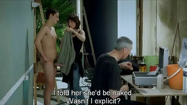 Голий плейбой скінчив білявці у піхву від порно брата і сестри перезбудження.