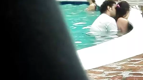 Блондинка лиже sestra i brat porno video жопу мужику і робить з ним багато іншого.