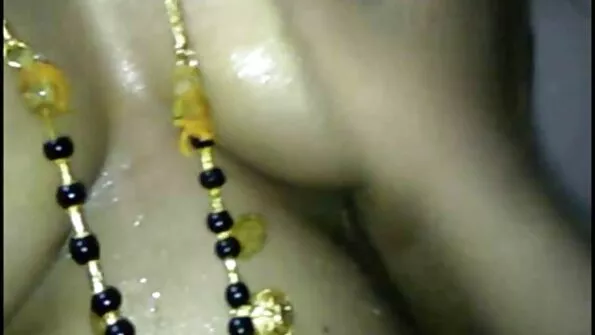 Величезними статевими інструментами чорні ебут порно сестри жінку.