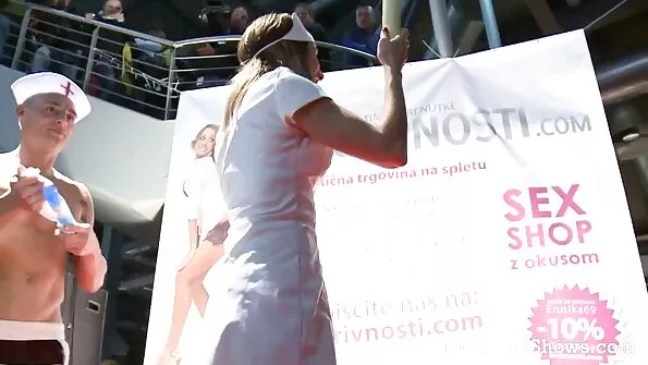 Голі sestri porno попи дівчат завжди викликають стояк у хлопців.