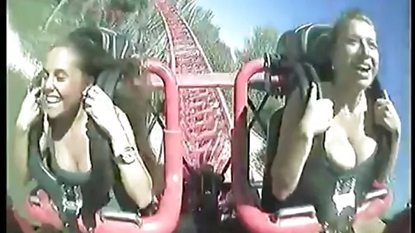 Дівчині секс с сестрою попався досвідчений коханець, який виконує всі бажання.