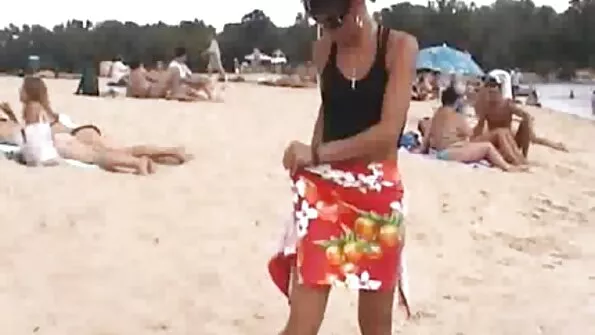 Гаряча дамочка старанно надрочила грудьми стояк і віддалася. секс сестри