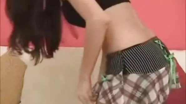 Секс після вулиці sestra porno зігрів молоду закохану пару.