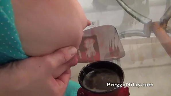 Чорний ебет відео секс брат і сестра намаслену грудасту пустунку.