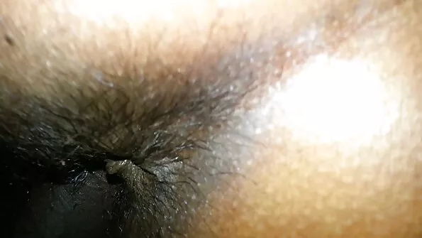 Стара манда проковтнула пеніс дупою на порно брата і сестри ліжку.