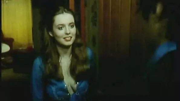 Енергійні хлопці sestra porno змінилися дівками на дивані.