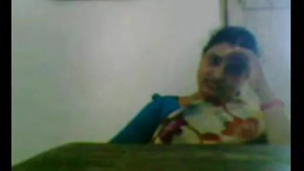 Російський sestra porno жеребчик змусив білявку сісти на хуй