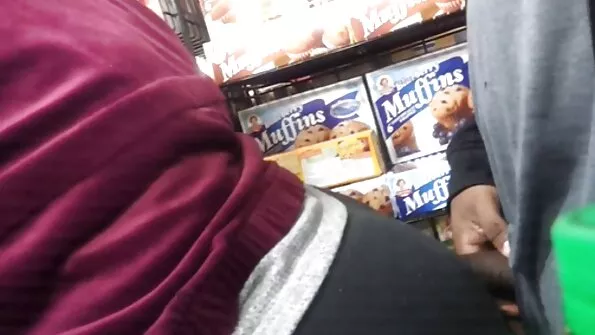 Багата клієнтка замовила на секс між братом і сестрою вечерю сперму.