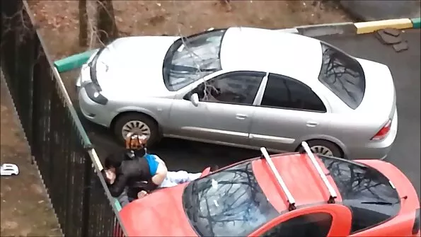 Хлопець заплатив азіатці за мінет sestra i brat porno і швидко роздягнувся.