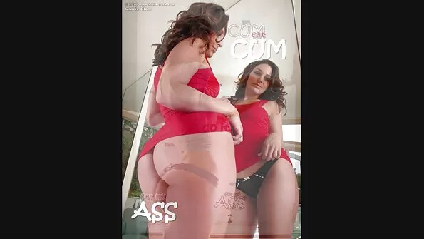 Молодчик порушив вібратором секс з сестрою струнку подругу з невеликими дійками.