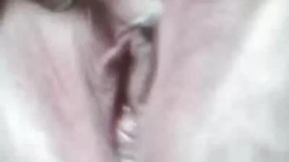 Неймовірно пристрасна молодка посмоктала porno seks brat i sestra лисому член.