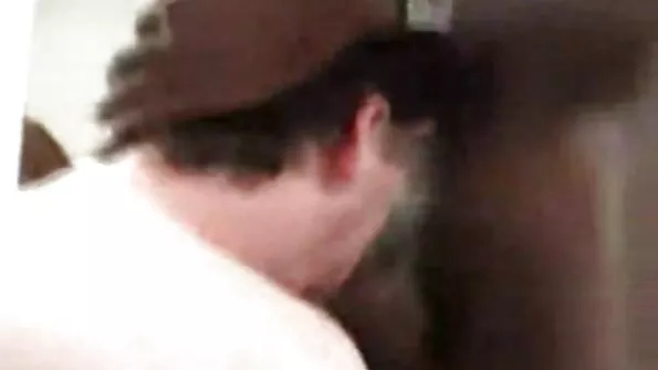 Спускає секс брата і сестри блондинці в манду з товстого члена