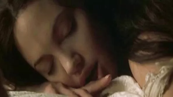 Задерикувата молодуха присмокталася до брат і сестра секс члена масажиста.