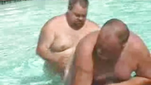 Чувак має найспекотнішу брат і сестра секс і наймолодшу писю у своєму місті.