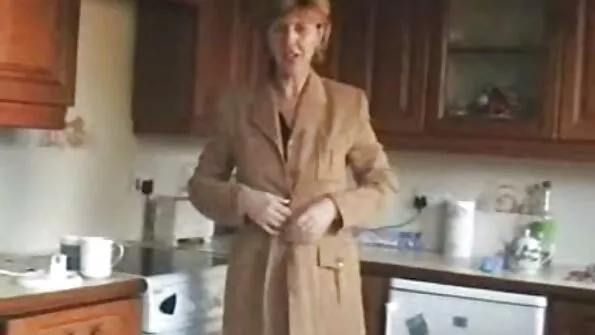 Натягнув дружину друга секс брат і сестра в похлюпуючий піхву.